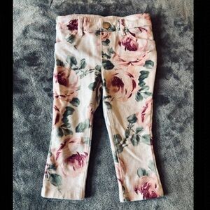 𝅺white terry jeans with pink roses size 12m